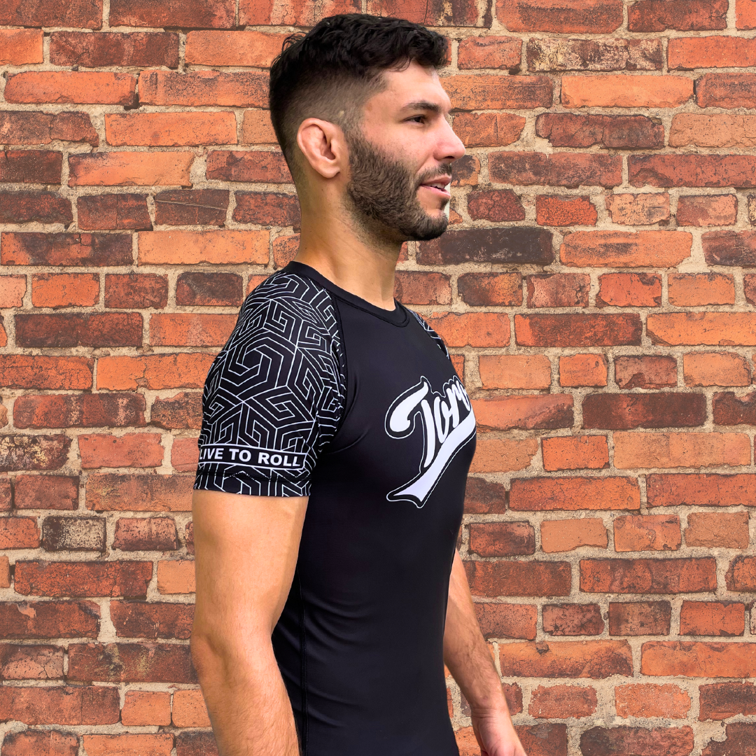 Toro BJJ Black Belt Ranked Rash Guard V. 3 | Black\White