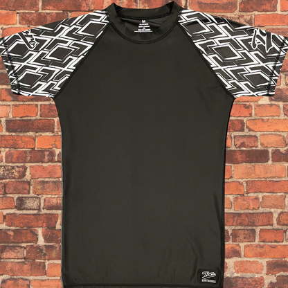 Toro "Diamond" Short Sleeve Rash Guard - Black