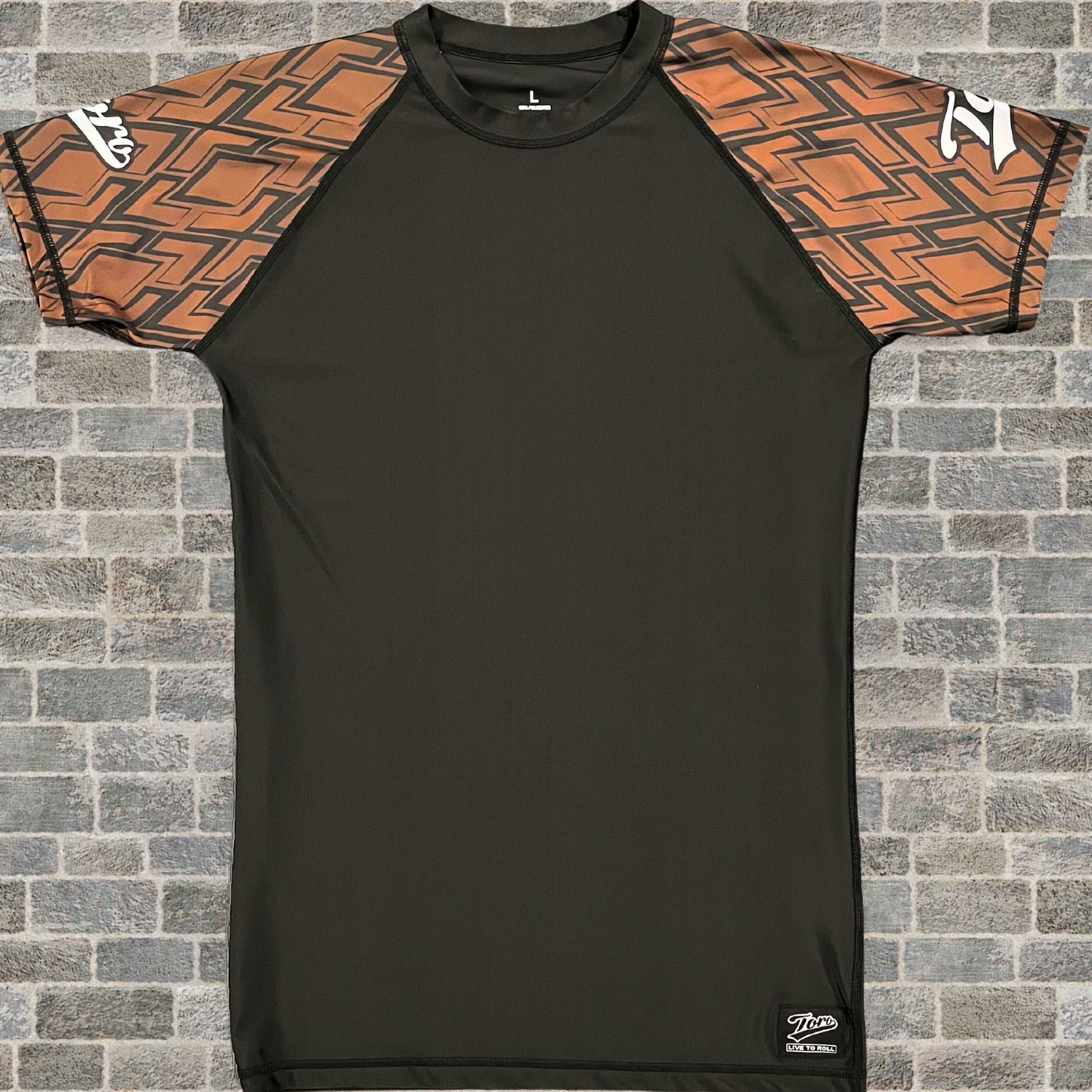 Toro "Diamond" Short Sleeve Rash Guard - Brown