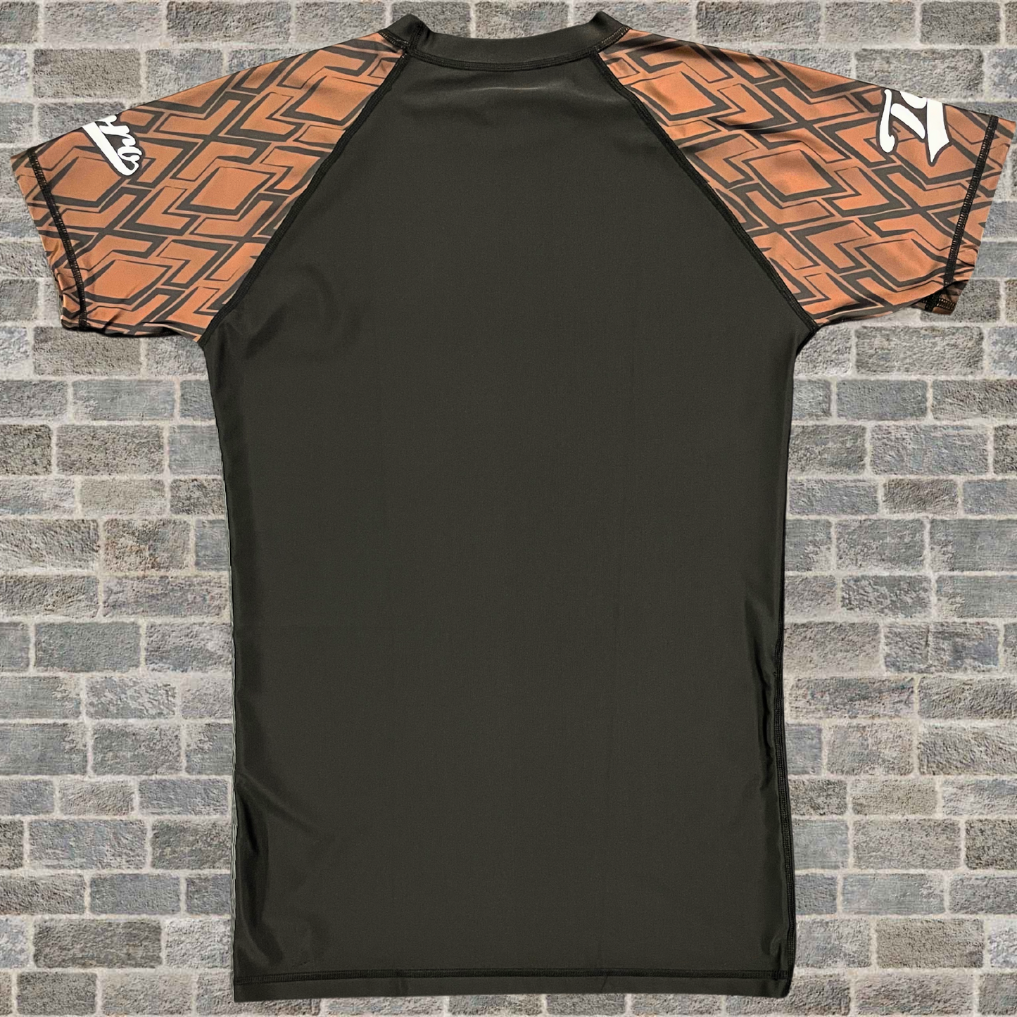 Toro "Diamond" Short Sleeve Rash Guard - Brown