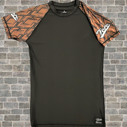 Toro "Diamond" Short Sleeve Rash Guard - Brown
