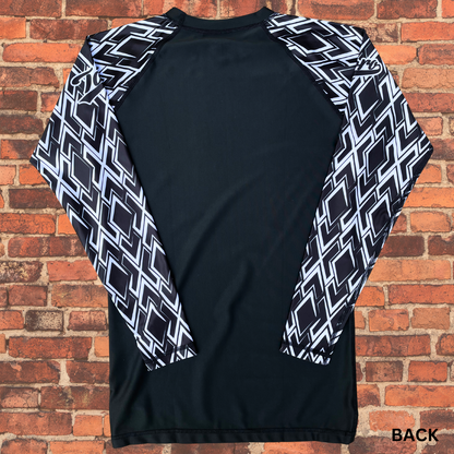 Toro Diamond Long Sleeve Rash Guard – Black | IBJJF Approved