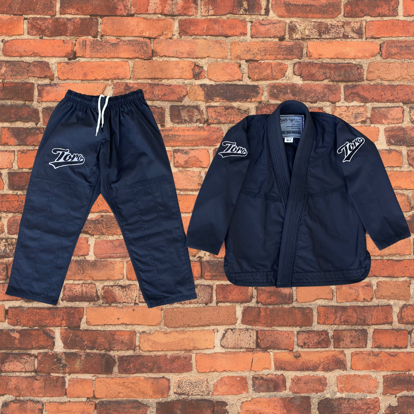 Toro Kids "Black Bull" Ultra Light Gi