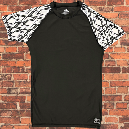 Toro "Diamond" Short Sleeve Rash Guard - White